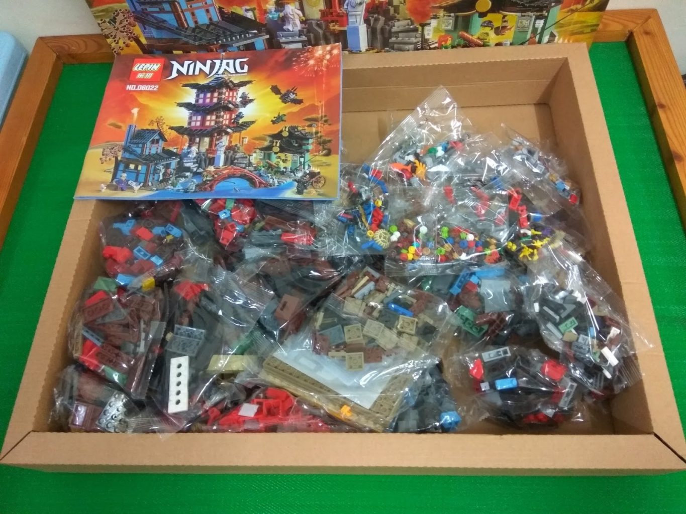 LEGO vs DUPLO, LEPIN or DECOOL from Aliexpress